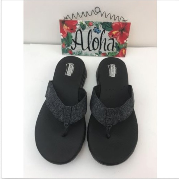 skechers on the go flow flip flops